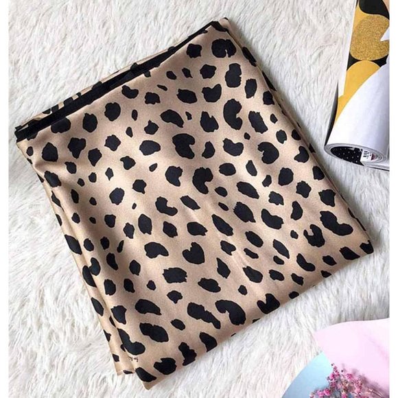 Leopard Women's Midi Length High Waist Silk Satin Elasticized Cheetah Skirt - Picture 6 of 7